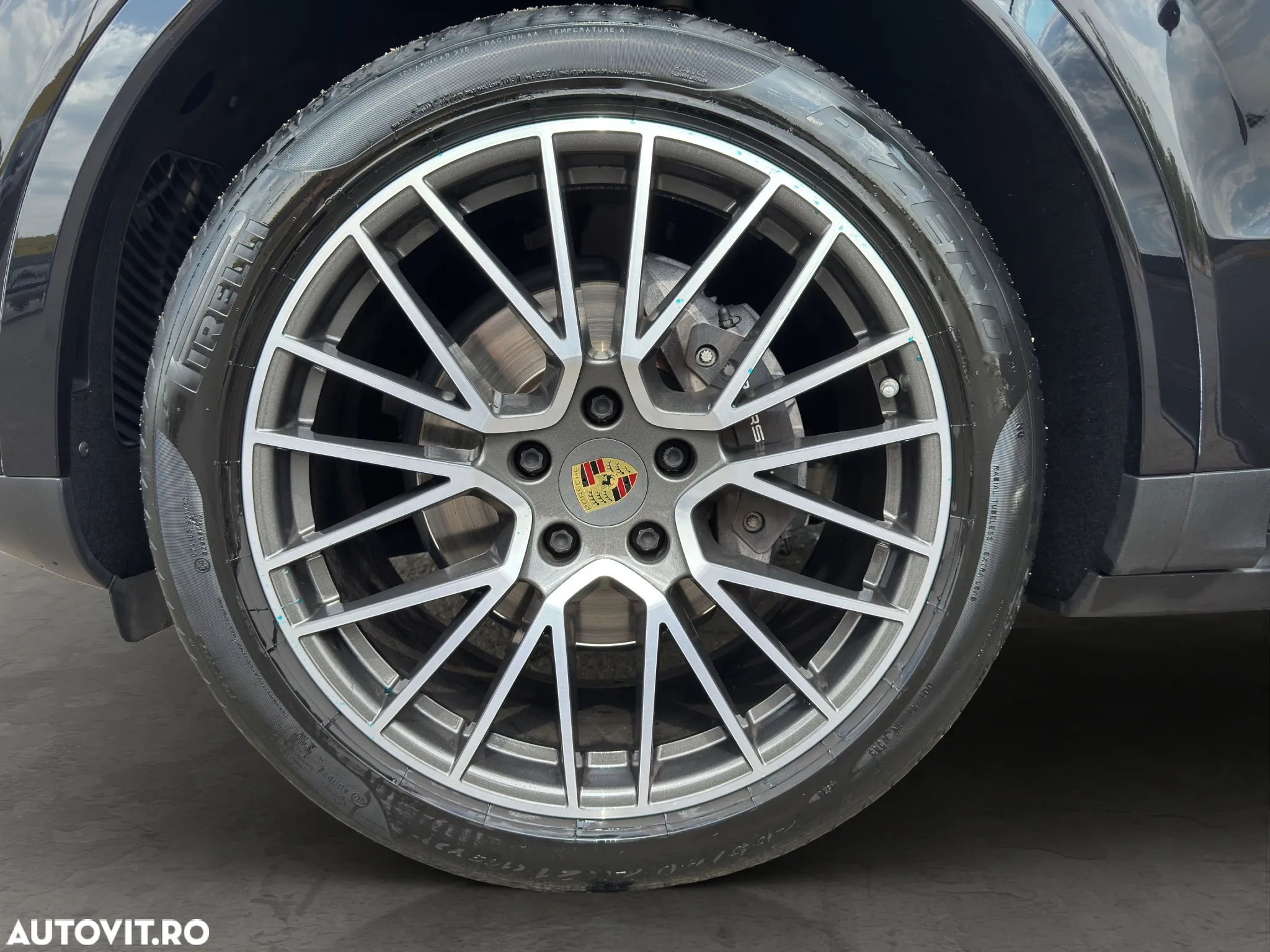 Porsche Cayenne Coupe - 33