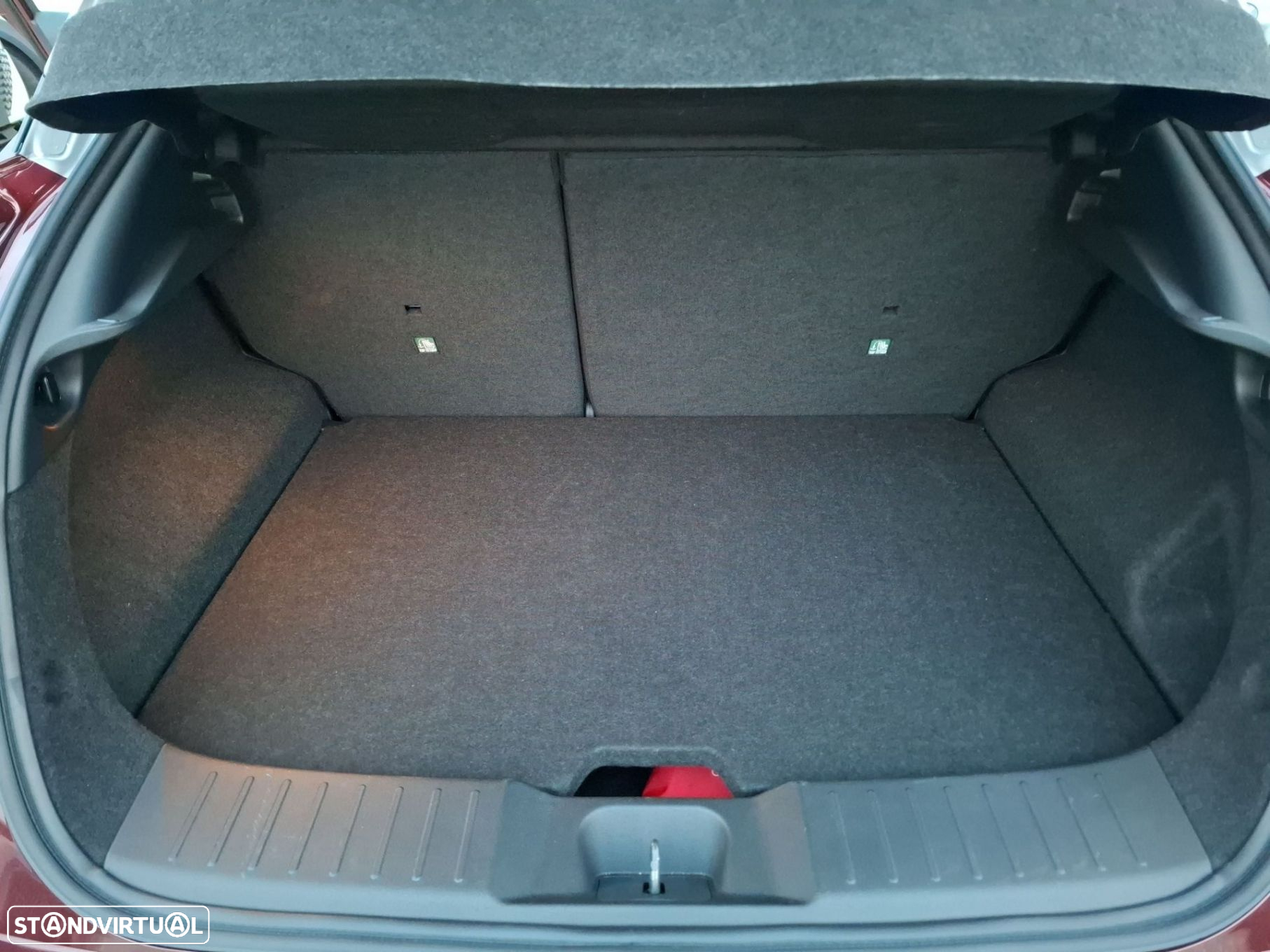 Nissan Juke 1.6 Hybrid N-Connecta Two Tone - 20