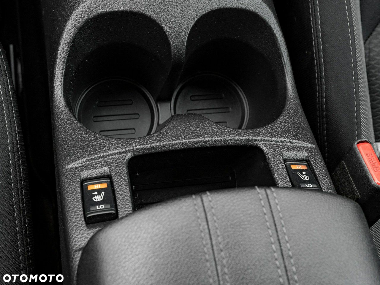 Nissan Qashqai 1.3 DIG-T N-Connecta - 21