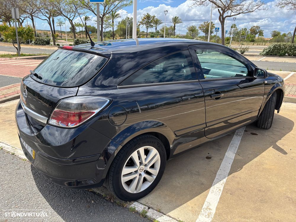 Opel Astra GTC 1.3 CDTI - 2