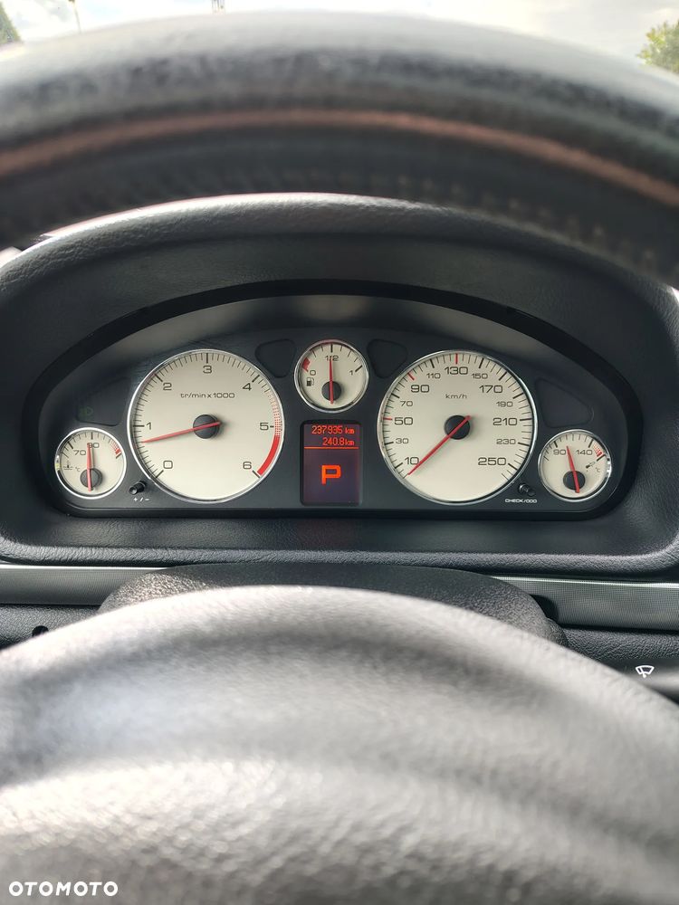 Peugeot 407 2.7 HDI Sport - 14