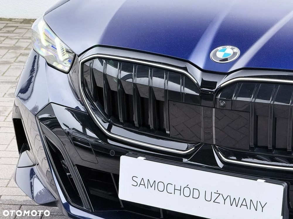 BMW Seria 5 520d xDrive - 38
