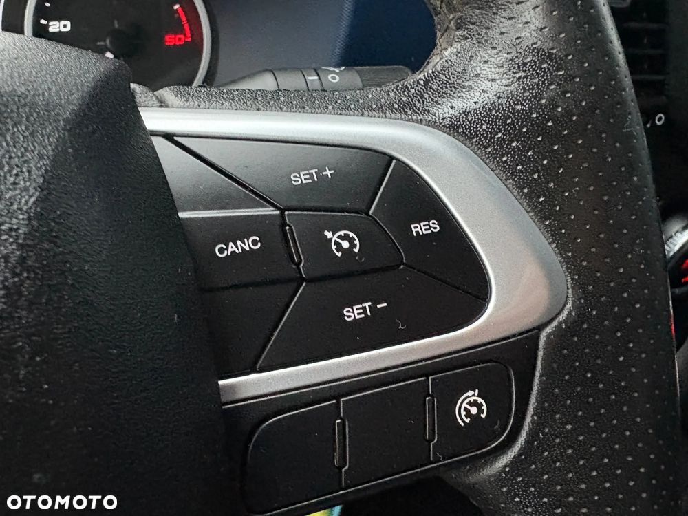 Iveco Daily 35C18 3.0 HPI Hi-Matic Kontener 8 palet + winda 750kg + drzwi boczne **LED**Niski przebieg**Climatronic**Sprowadzony**2021R** - 13