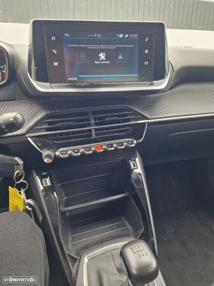 Peugeot 2008 1.2 PureTech Active - 14