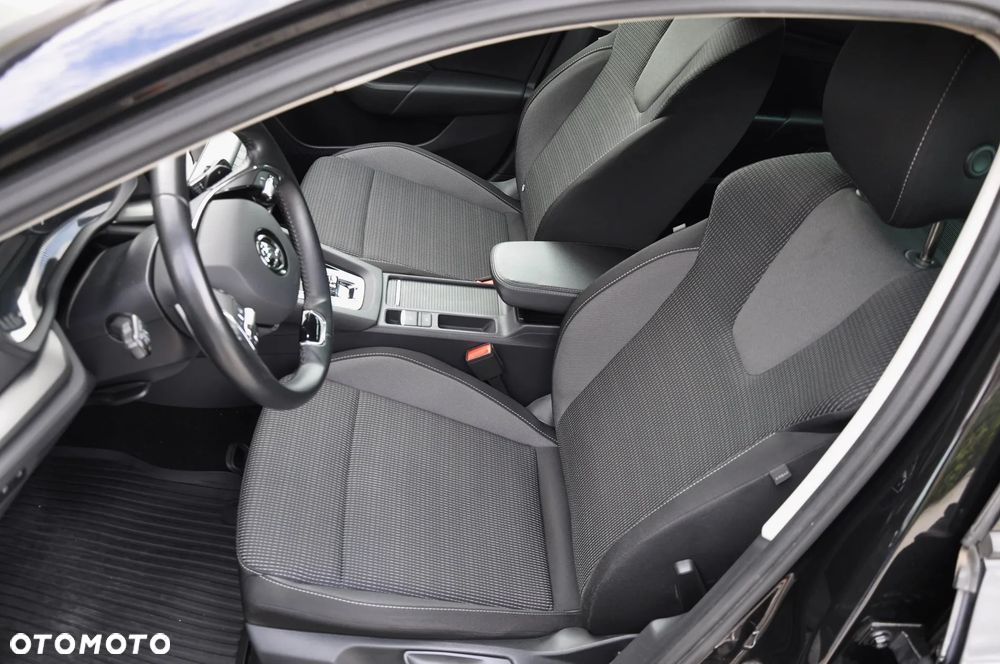 Skoda Octavia - 12