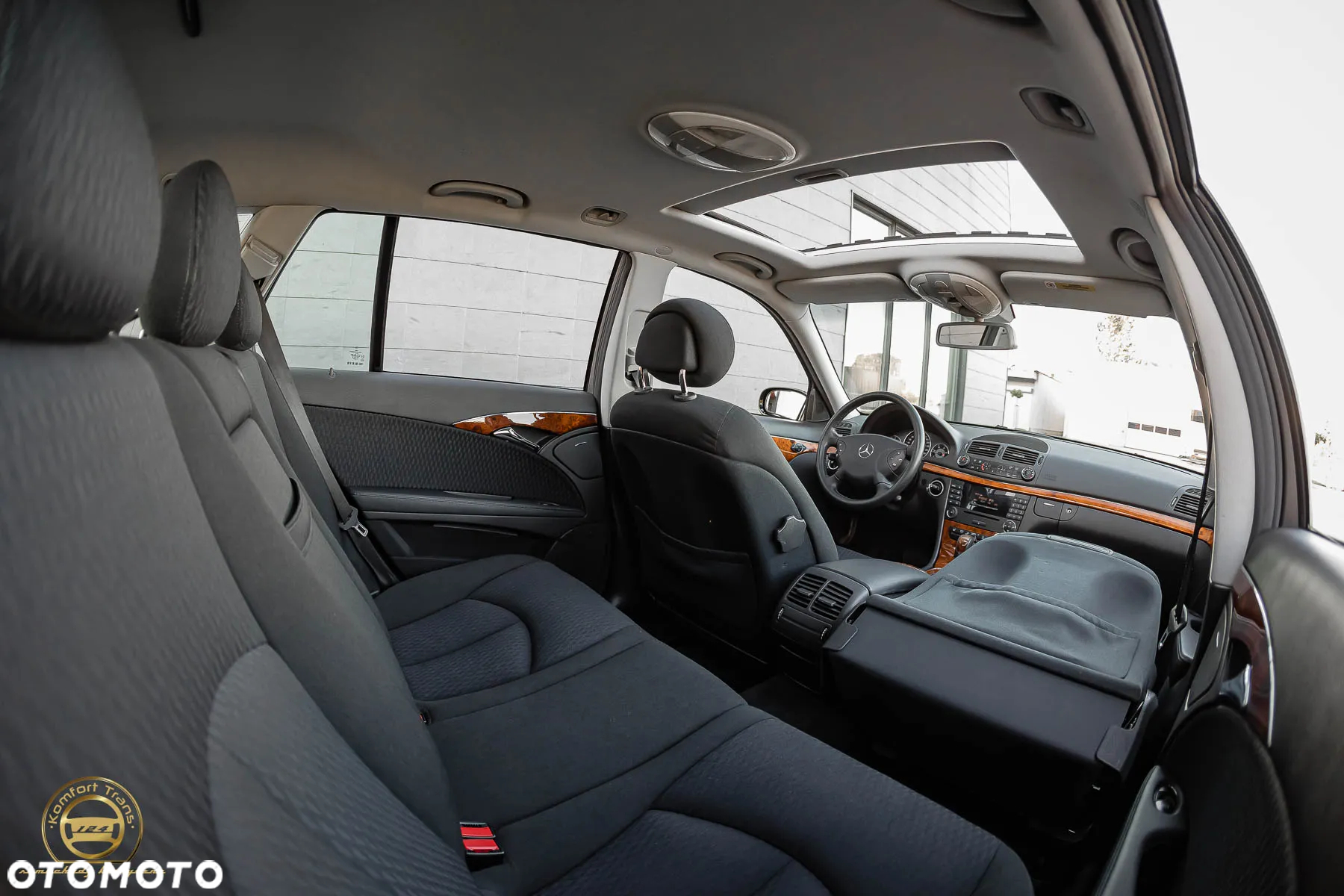 Mercedes-Benz Klasa E 220 CDI T Elegance - 31