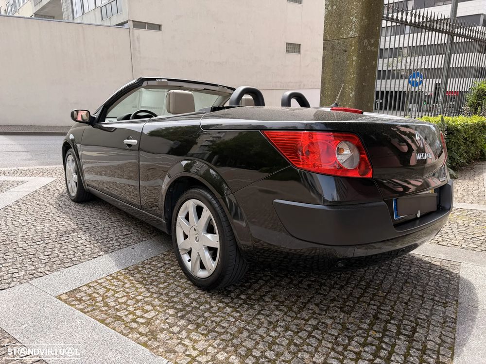 Renault Mégane CC 2.0 dCi SE Exclusive - 3