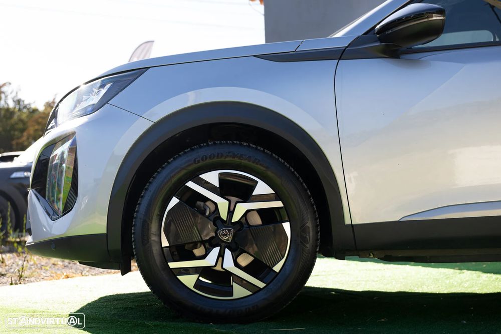 Peugeot 2008 1.2 PureTech Allure Pack - 21