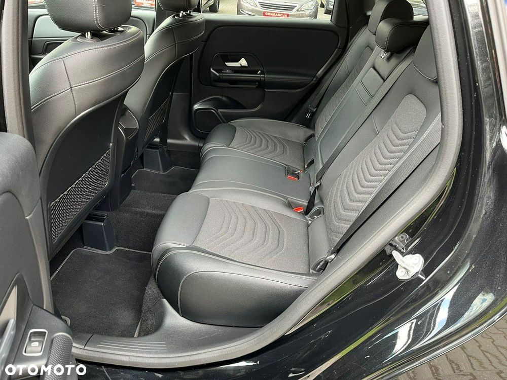 Mercedes-Benz Klasa B 180 d 7G-DCT Edition 2020 - 11