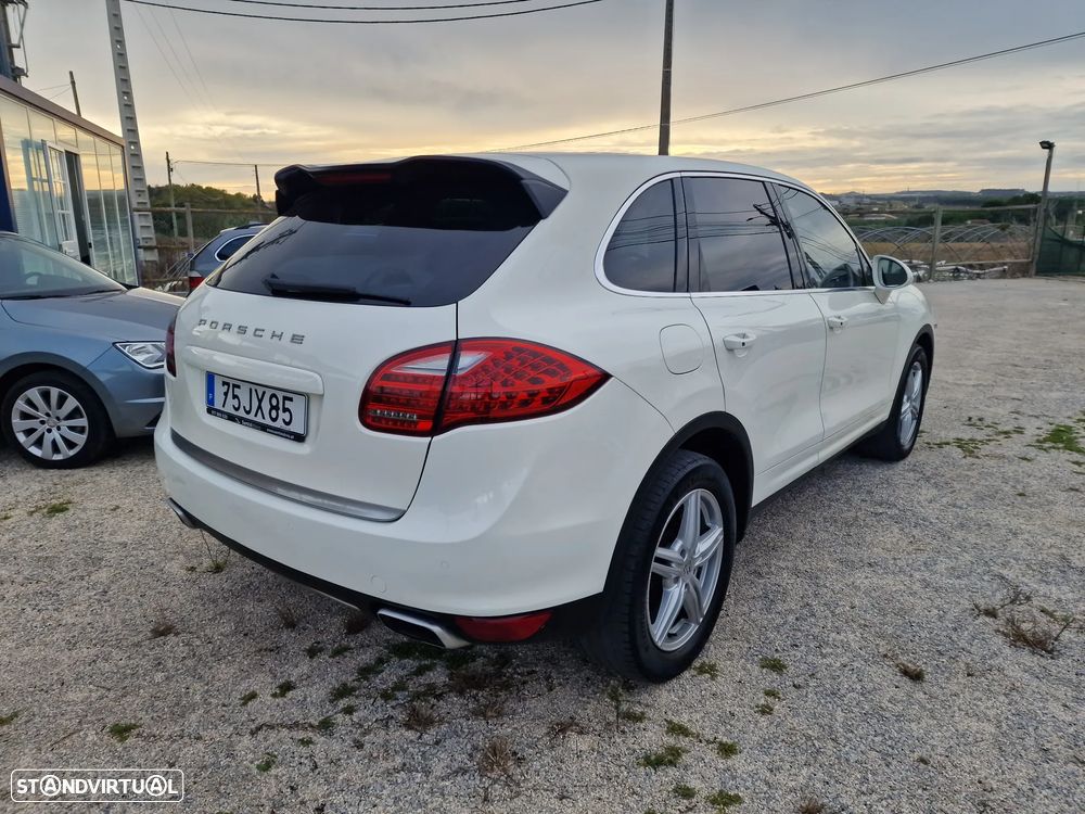 Porsche Cayenne - 6