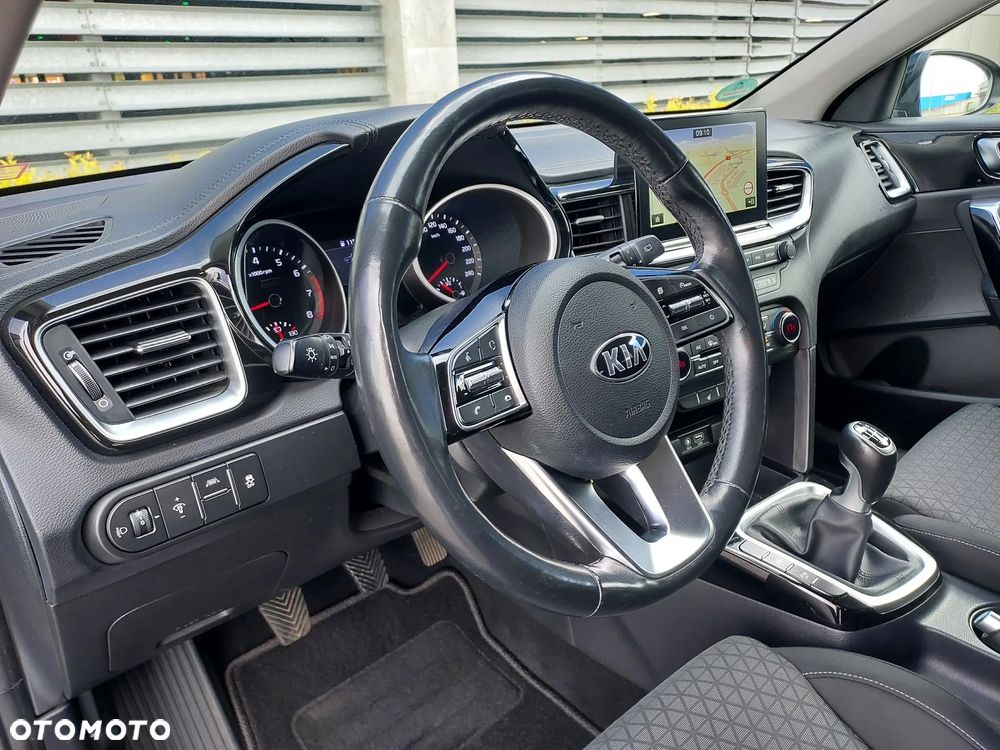 Kia Ceed 1.4 T-GDI OPF Platinum Edition - 33