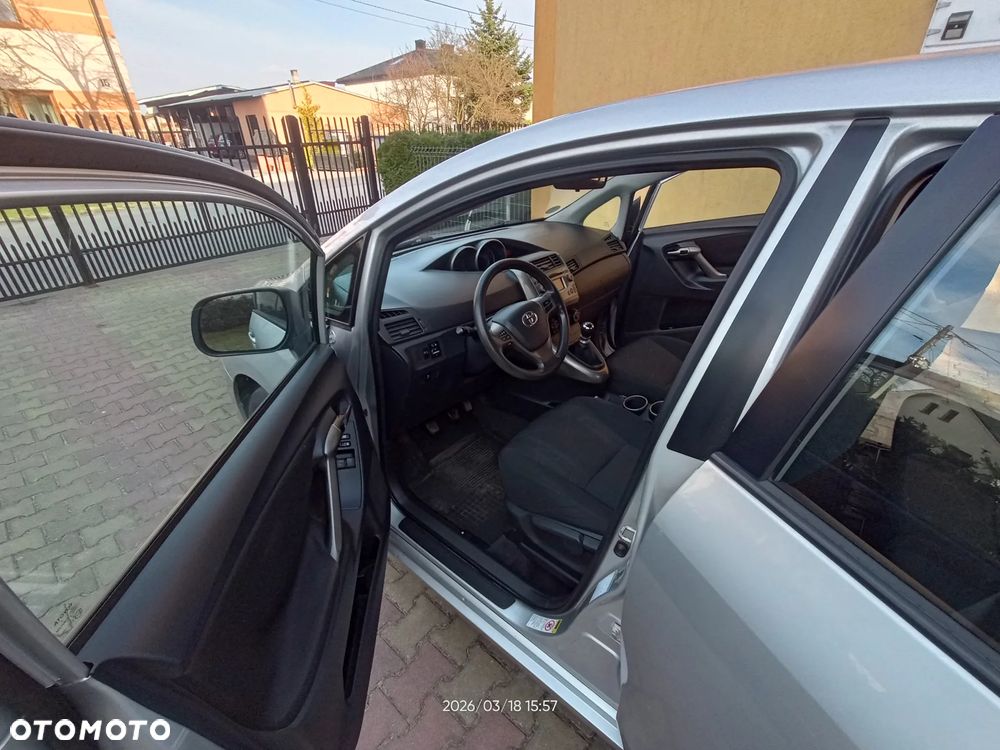 Toyota Verso 1.6 Edition - 27