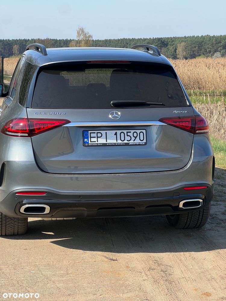 Mercedes-Benz GLE 300 d 4-Matic - 12