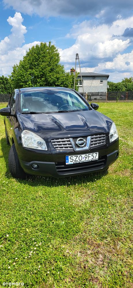 Nissan Qashqai - 1