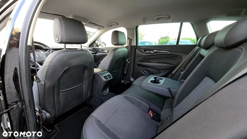 Opel Insignia 1.5 T Elite S&S - 27