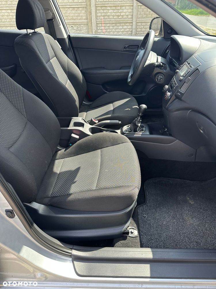 Hyundai i30 1.4 Blue Classic - 14