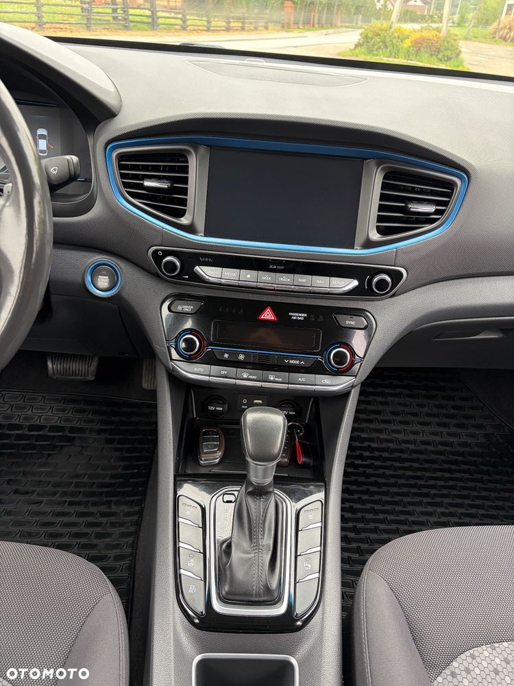 Hyundai IONIQ Plug-in hybrid Premium - 11