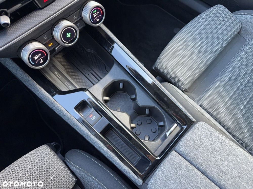 Skoda Superb 1.5 TSI mHEV Selection DSG - 22