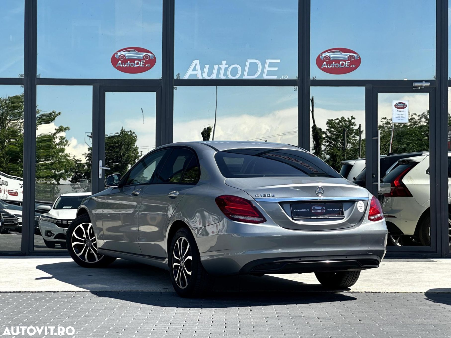 Mercedes-Benz C - 4
