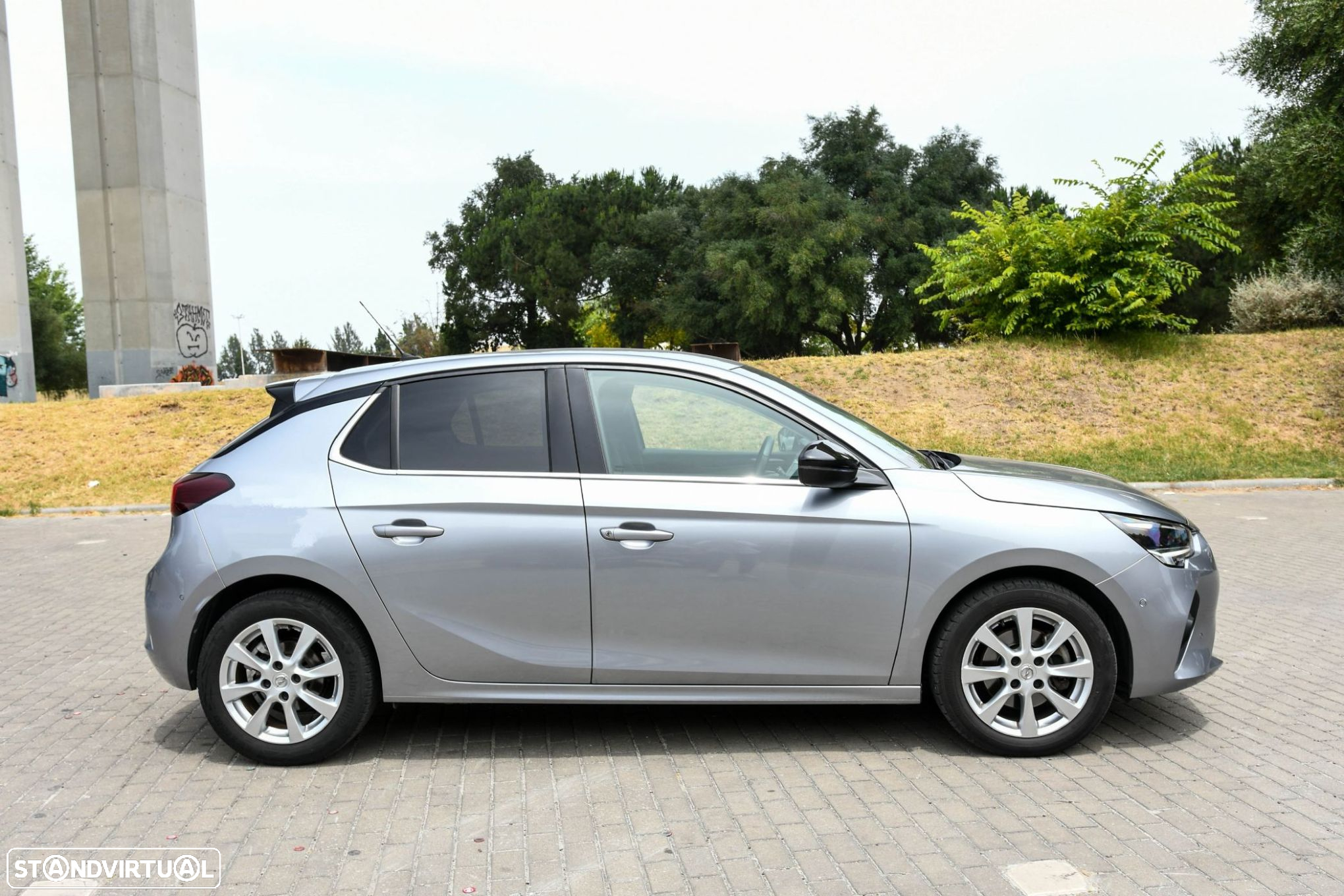 Opel Corsa 1.2 T Elegance - 4