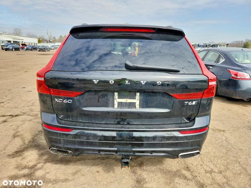 Volvo XC 60 - 6