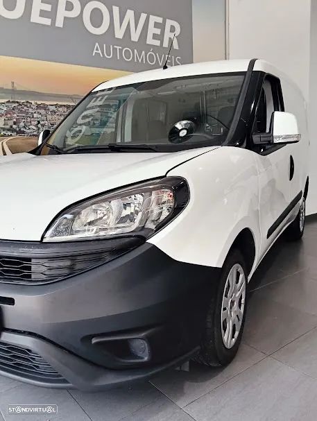 Fiat Doblo 1.3 MJ Easy  3Lugares - 8