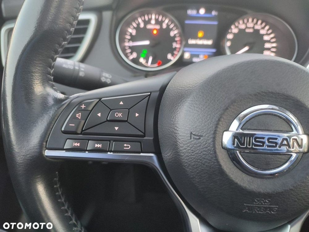 Nissan Qashqai 1.3 DIG-T DCT N-CONNECTA - 21