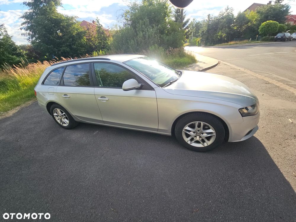 Audi A4 Avant 2.0 TDI - 16