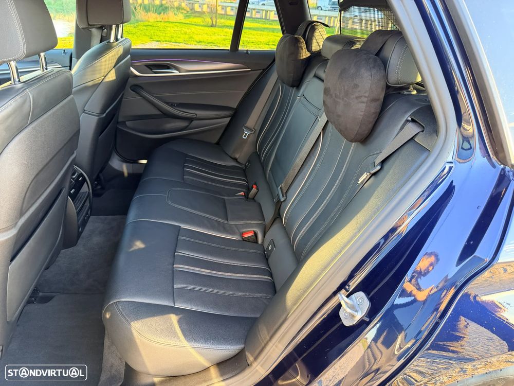 BMW 530 e Pack Desportivo M - 23