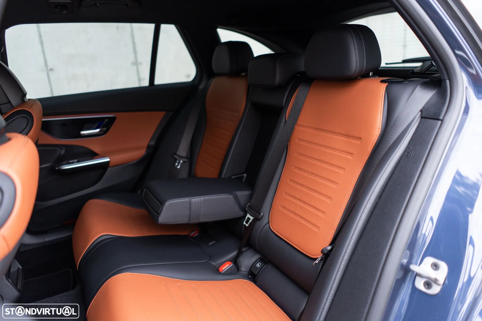 Mercedes-Benz C 300 e AMG Line - 27