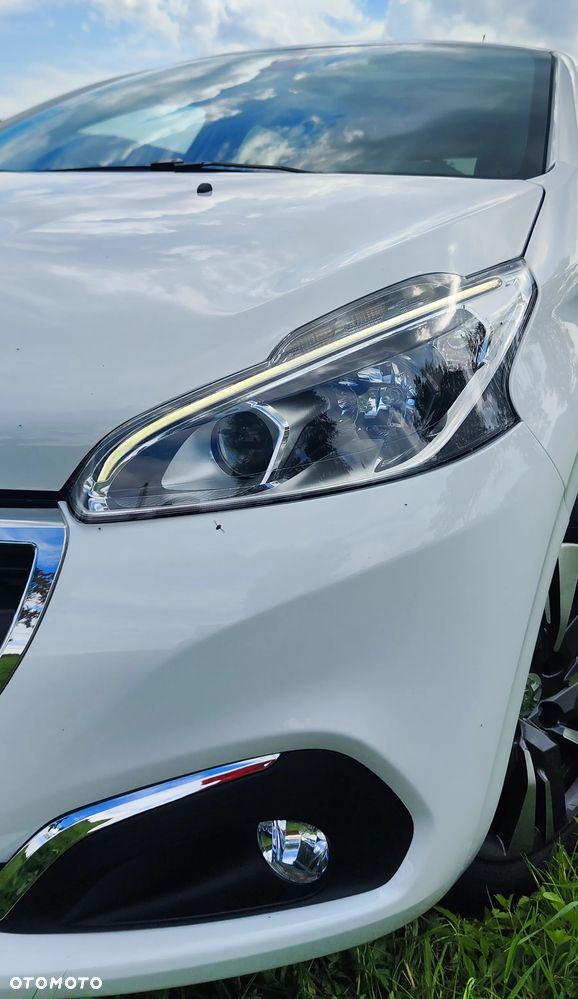 Peugeot 208 1.2 VTi Style - 11