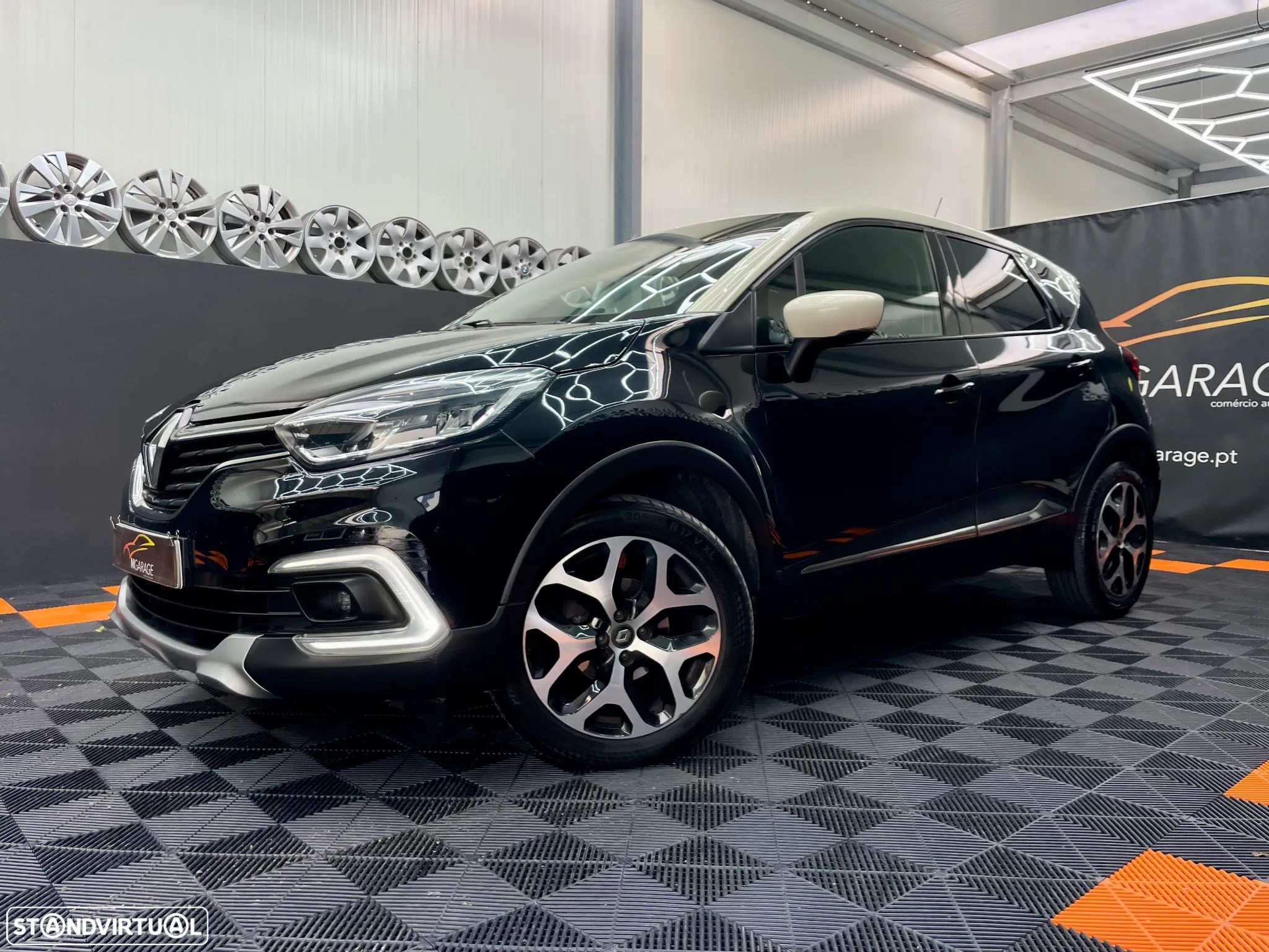 Renault Captur 0.9 TCE Exclusive - 1