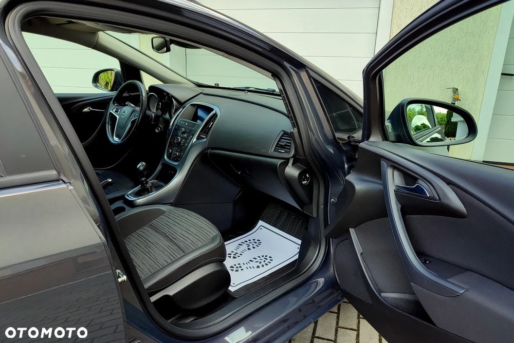 Opel Astra 1.4 Turbo Selection - 35