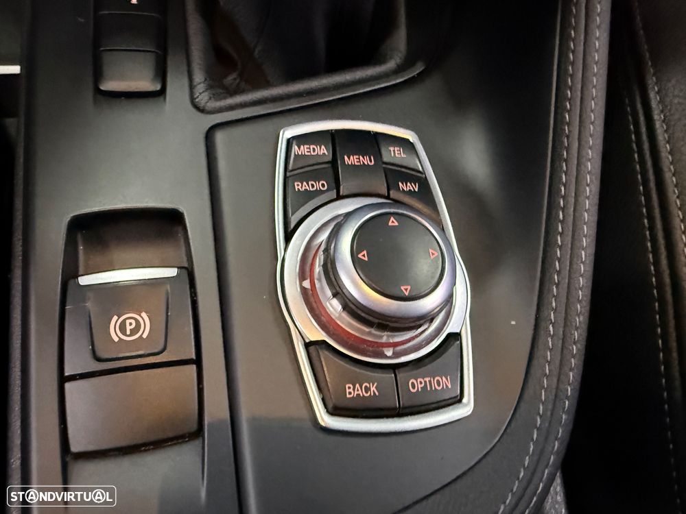 BMW X1 16 d sDrive Line xLine - 24