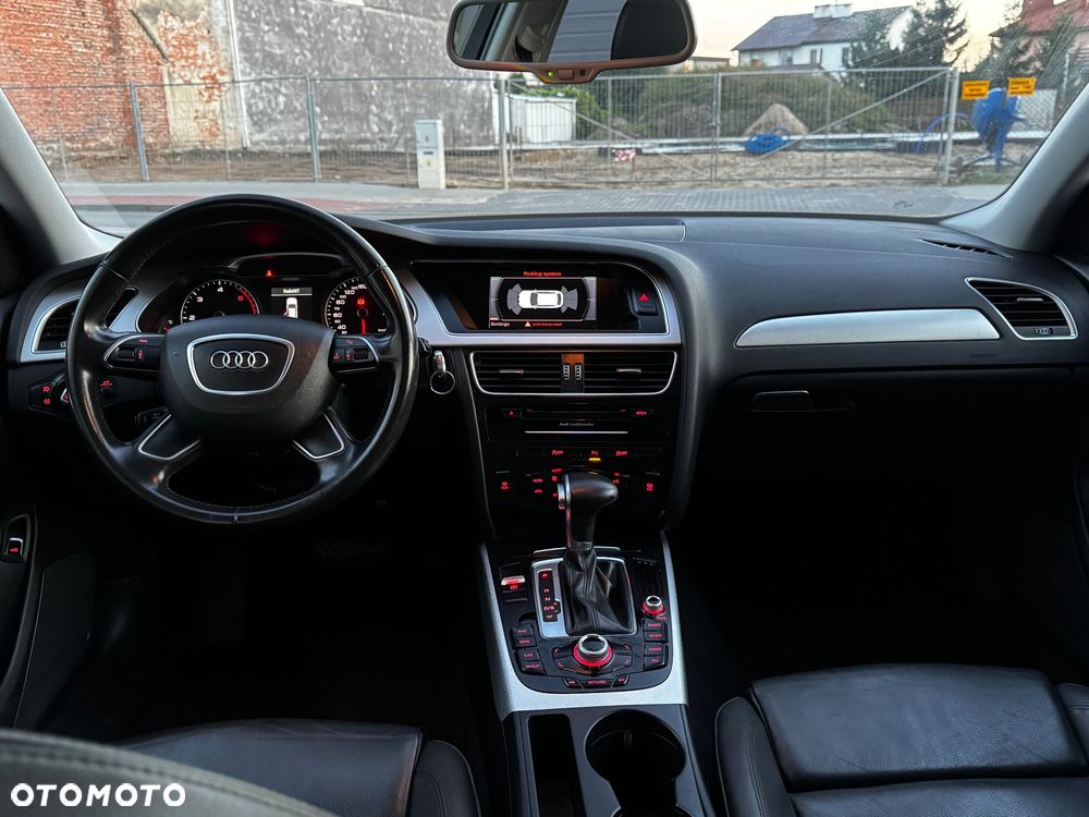 Audi A4 Avant 2.0 TDI DPF clean diesel multitronic Ambiente - 32