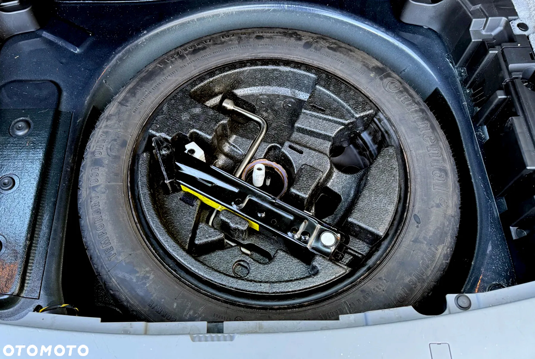 BMW Seria 5 525i - 11