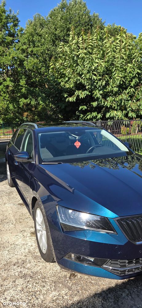 Skoda Superb 2.0 TDI Style DSG - 2
