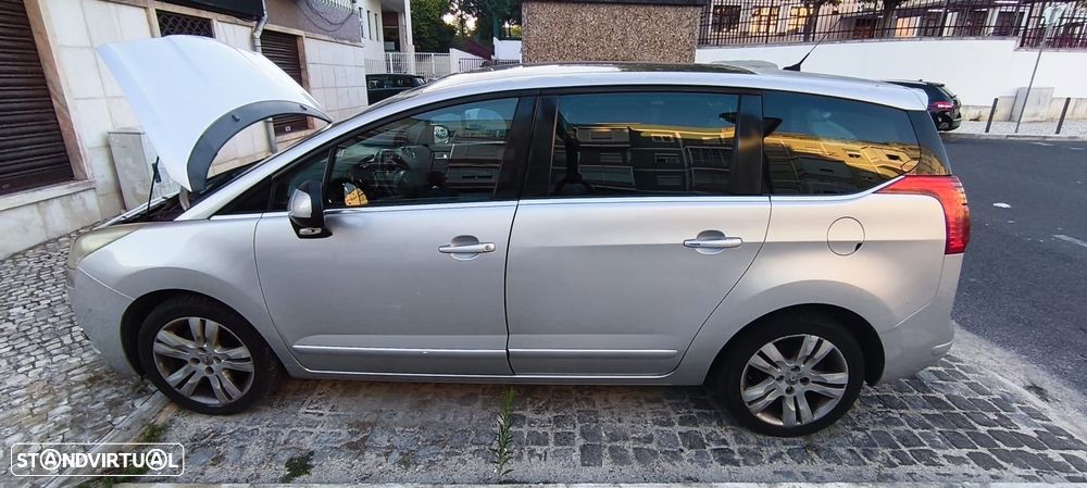 Peugeot 5008 1.6 HDi Executive - 12