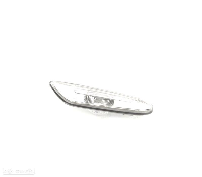 PISCA LATERAL ESQUERDO E46 01-05- BRANCO - 1