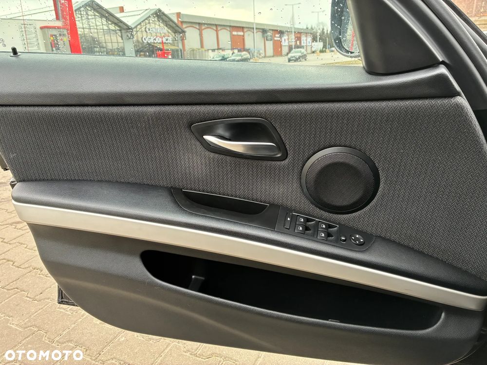 BMW Seria 3 - 14