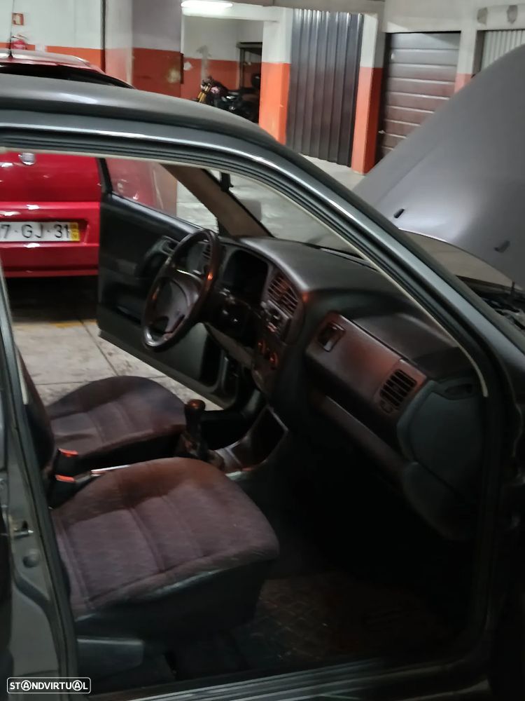 VW Golf 1.4 GL - 5