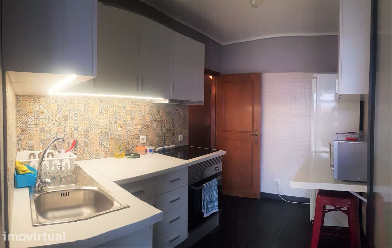 Arrendar alugar quarto Aveiro, 500m da Universidade. 4 Estudante. - Grande imagem: 2/13