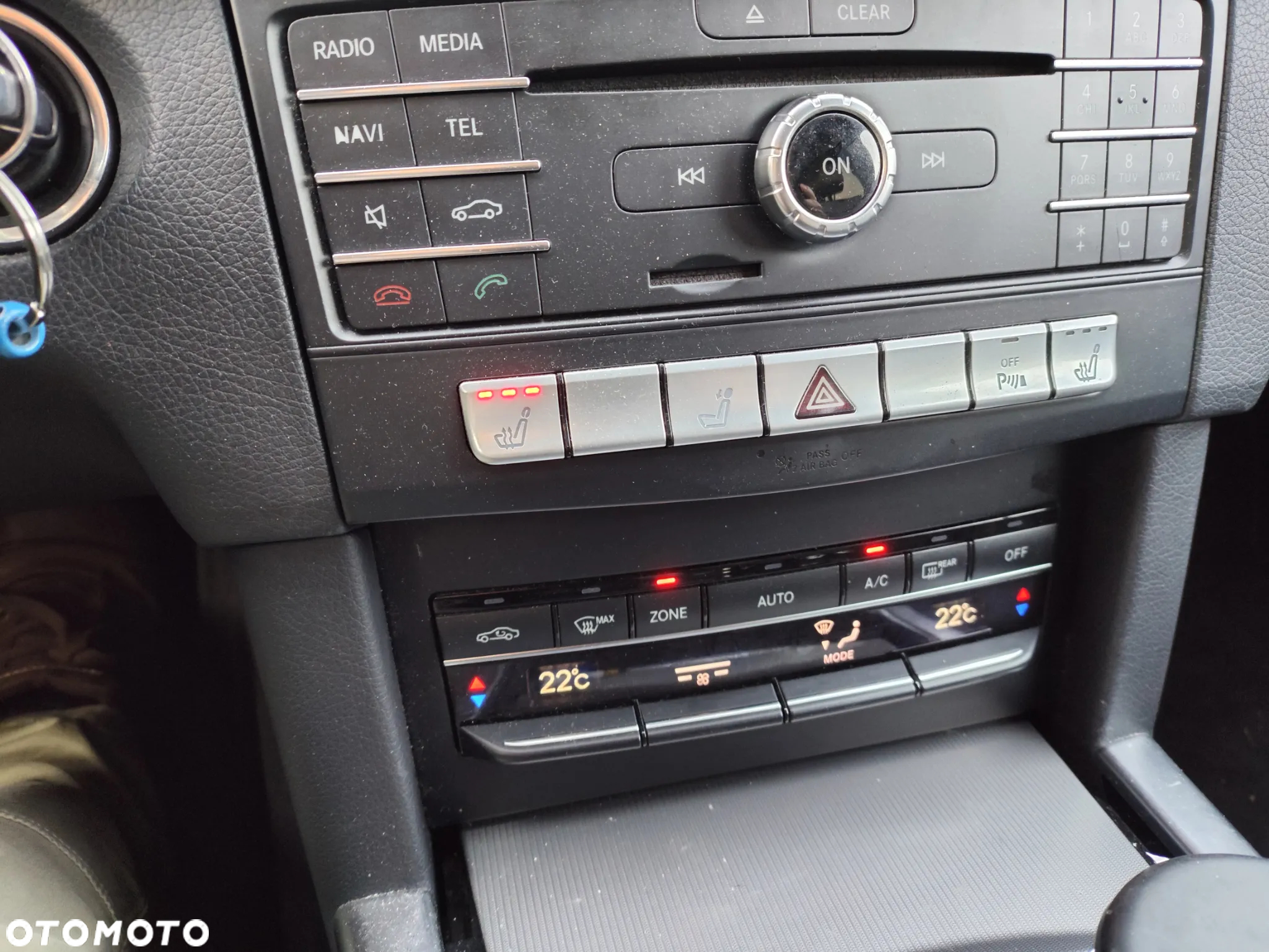 Mercedes-Benz Klasa E 300 T BlueTEC HYBRID 7G-TRONIC - 8