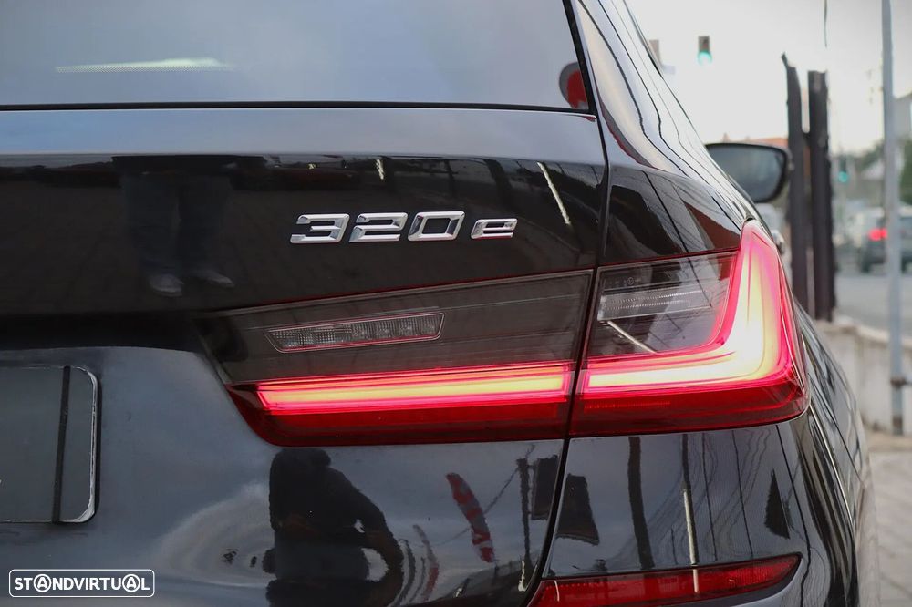 BMW 320 - 11