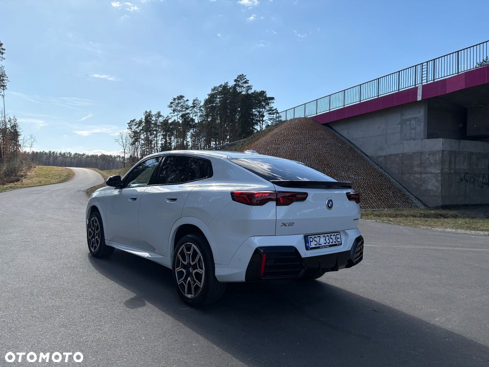 BMW X2 - 10