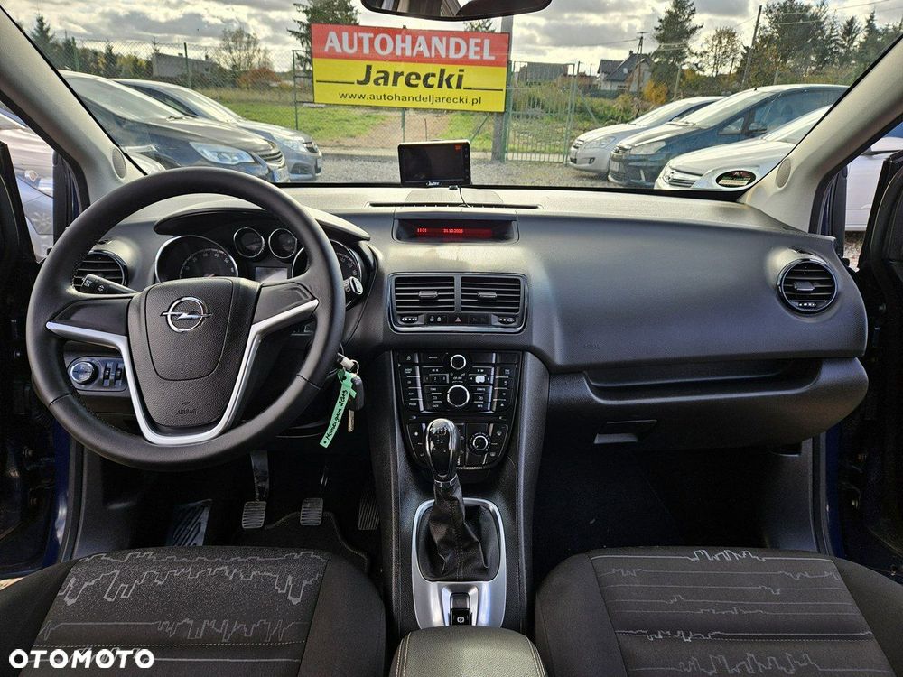 Opel Meriva - 12