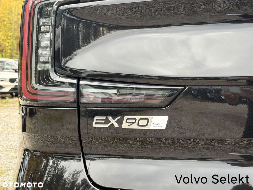 Volvo EX90 - 39