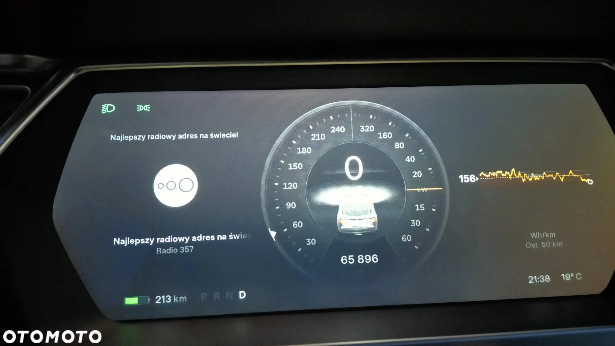 Tesla Model S 85 D - 13