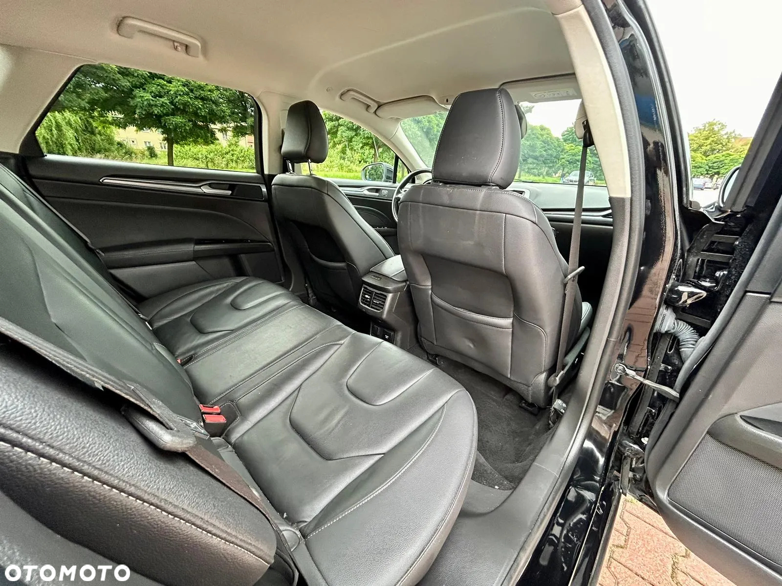 Ford Mondeo 2.0 EcoBlue Titanium - 20