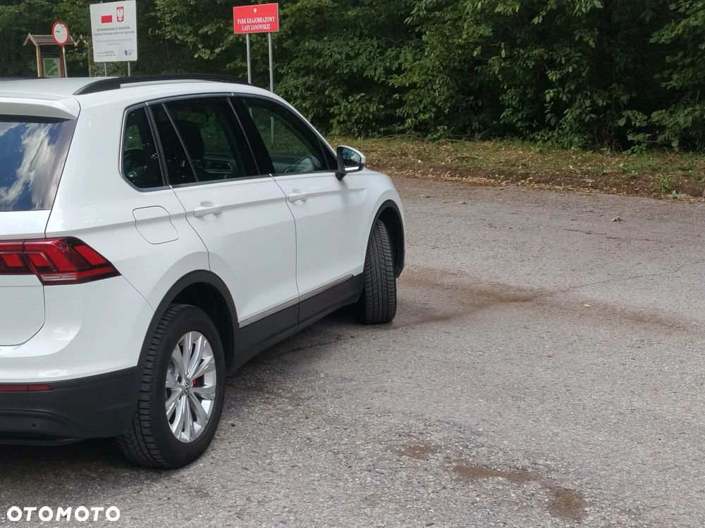 Volkswagen Tiguan - 2
